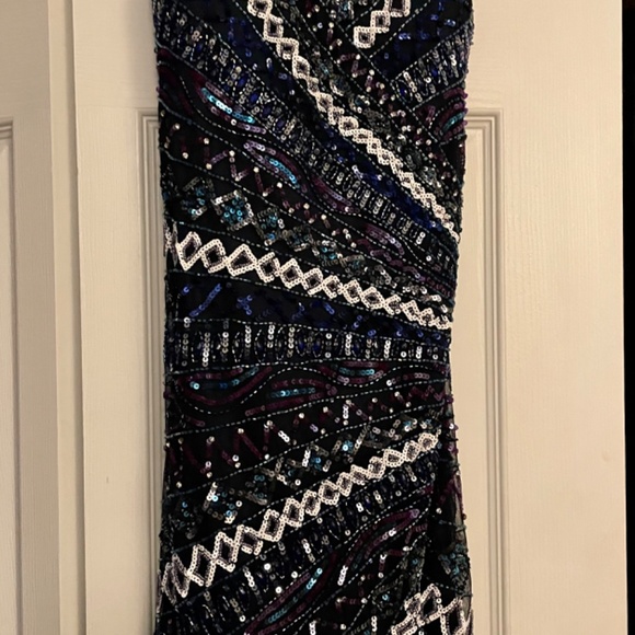 Homecoming Dress - short - Picture 3 of 4